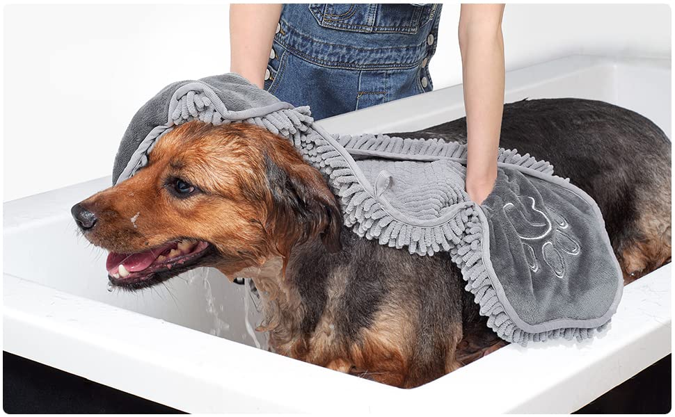 Microfiber Pet Towels for Drying Pets (Dogs, Cats, all furry pets)