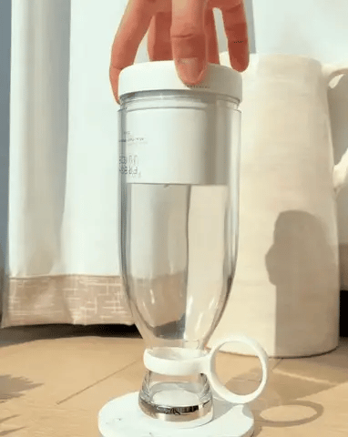 SoulPiks Portable Juicer – Rechargeable Mini Blender for Smoothies & Shakes (320 ml)